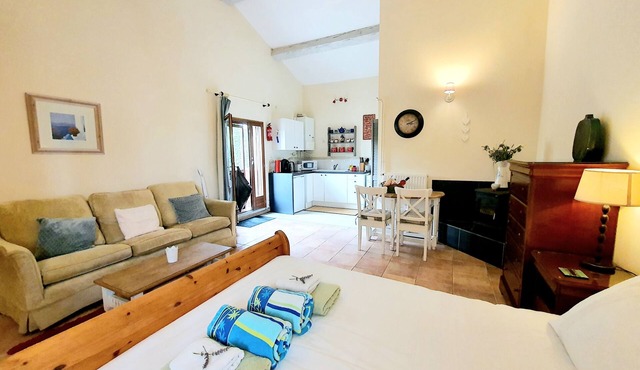 Studio for 2 people