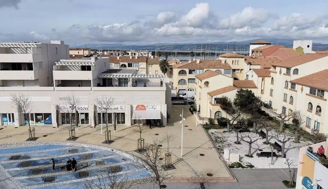 STUDIO FOR 4 PEOPLE (sleeps 4) IN PORT LEUCATE