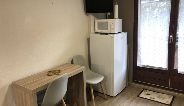 Studio for 6 near the ski slopes