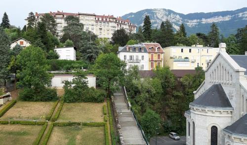 Studio Fred - centre ville, parking et vue