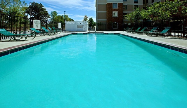 Studio | Free Breakfast + Outdoor Pool