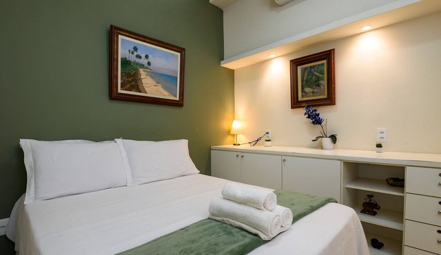 Studio Green w/AC | 5 min to Copacabana Beach