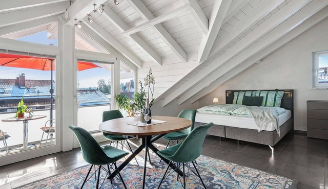 Studio 'Hofolding' with Balcony and Wi-Fi