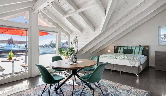 Studio 'Hofolding' with Balcony and Wi-Fi