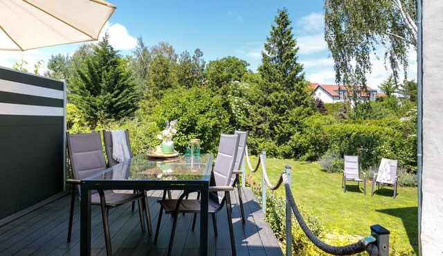Studio house on the island of Werder, garden with terrace, free WiFi, Netflix