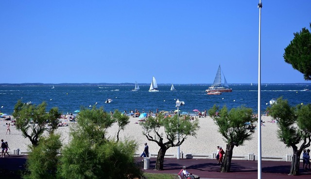 Studio in Arcachon on the Seafront for 2 people - Free parking space