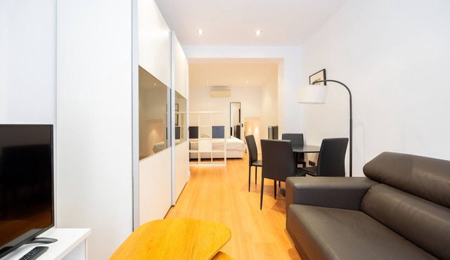 Studio in Barrio de las Letras Work or Study