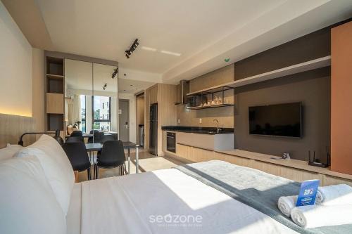 Studio in Condo w/Gym in Trindade VTD0610