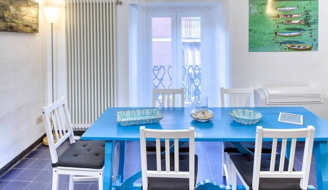 Studio Ivana: apartment for 3, in the centre of Levanto, 200m from beach