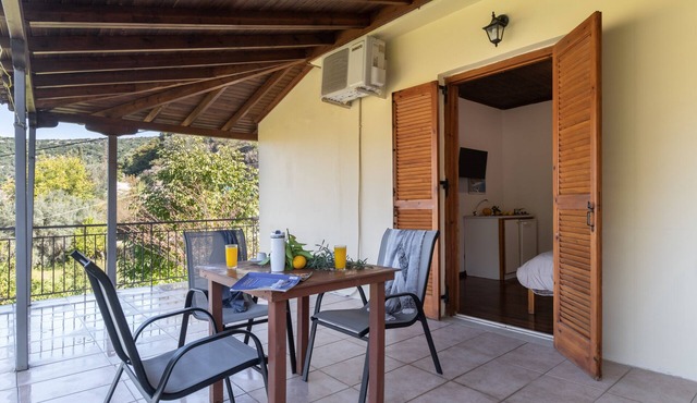 Studio "Krinos 3" with Mountain View, Garden & Wi-Fi