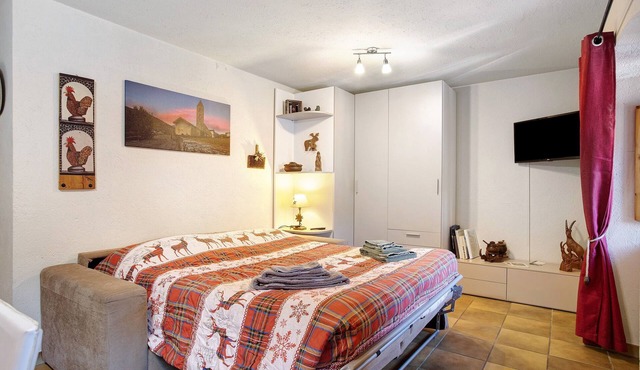 Studio 'Landa' with Balcony and Wi-Fi