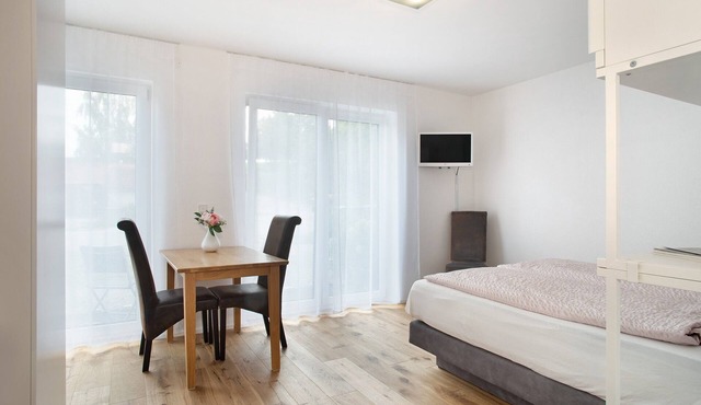 Studio "LandZeit" with Terrace & Wi-Fi