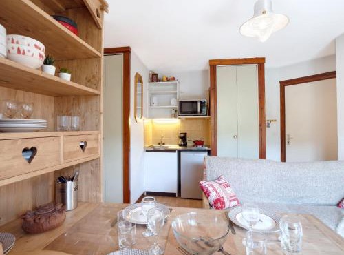 Studio Les chalets du soleil by Interhome