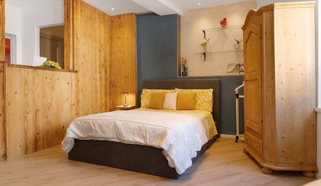 Studio 'Leonard Chalet House' with Balcony and Wi-Fi