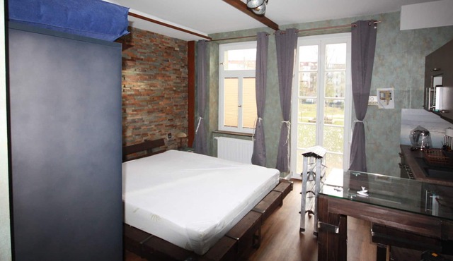 Studio Metal South - Romantik Apartments in Leipzig, *2km to the city center*