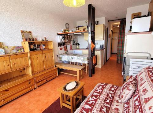 Studio Montagne 5 pers. - Terrasse Sud - Proche Commerces et Activités - FR-1-393-5