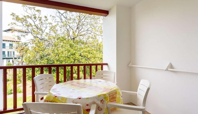 Studio moderne avec piscine et parking, proche corniche basque - FR-1-2-303