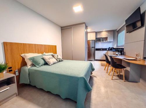 Studio Moderno c/Piscina e Garagem