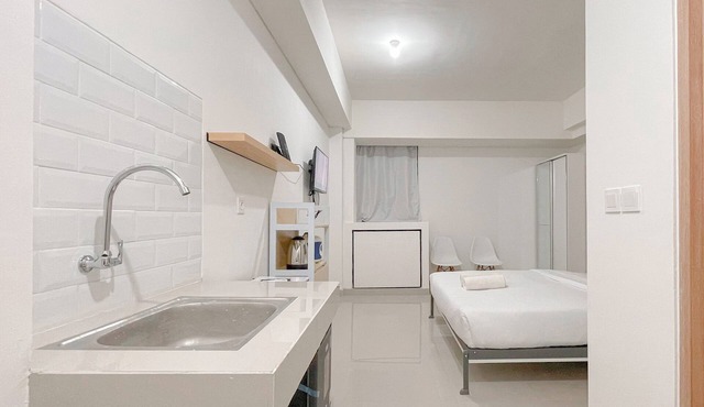 Studio (No Kitchen) Apartment At Bandaraya - Tallasa City Makassar Near Unhas