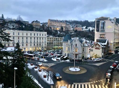 Studio opposite Thermes and Casino