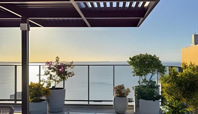 Studio Premium Rooftop e Piscina Vista Baía com Garagem