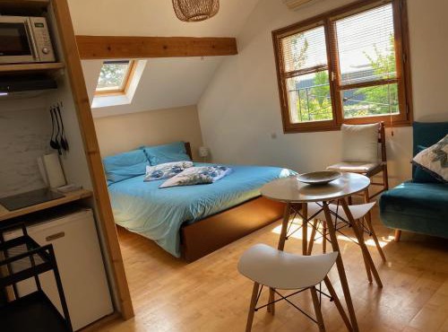 Studio privé dans pavillon