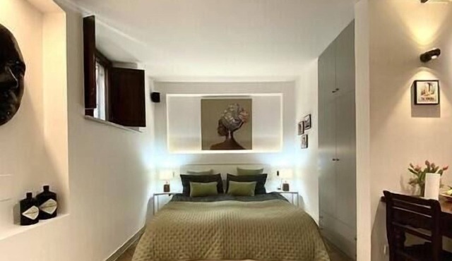 Studio-Private Bathroom-Luxury