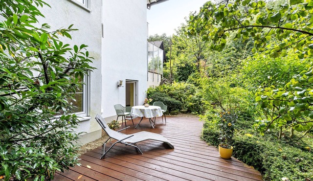Studio 'Remke' with Private Terrace and Wi-Fi