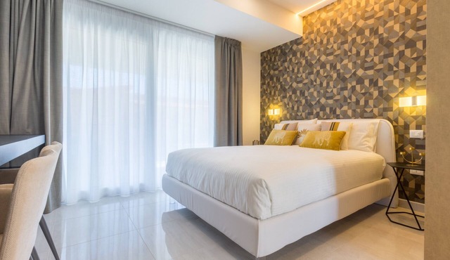 Studio "Residence Meridian Unità 5" near the Beach, with Mountain View, Pool & Wi-Fi