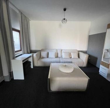 Studio Rm Vâlcea