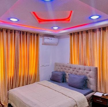 Studio Room Apartment Abuja, with 24hrs Power, WiFi, Netflix, DSTV