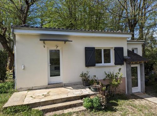 Studio tout confort jardin partagé