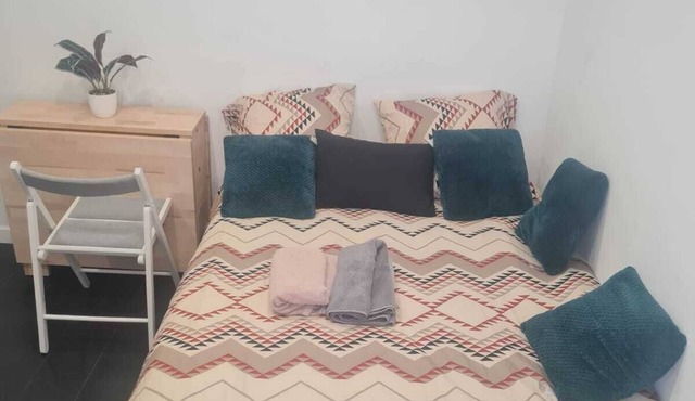 Studio Tranquille. Independence, brand new, fully equipped, quiet, practical.