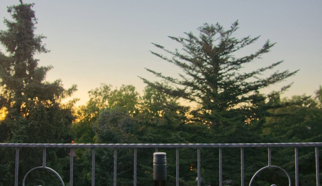 Studio Traumzeit mit Balkon in Vorstadtvilla