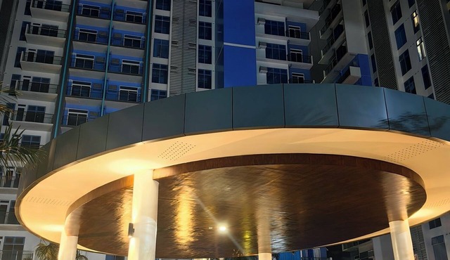 Studio-type condo in the heart of Banilad Cebu City w/AC, WiFi and Pool Access