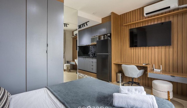 Studio w/balcony 850 m from the subway MSZ0504