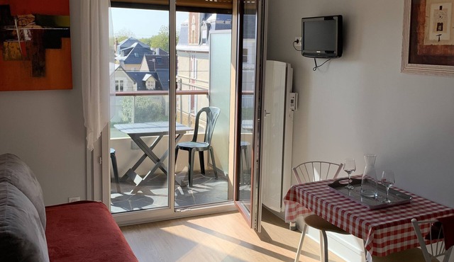 Studio waterfront Cabourg, garden view