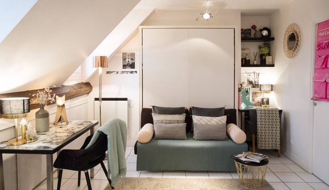 Studio With a Nice View of Paris - Luxury Building in the Heart of the Marais