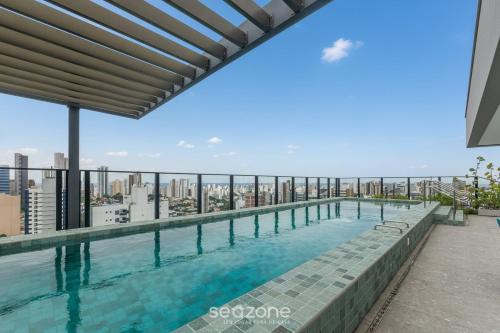 Studio with balcony in building with pool URB1406