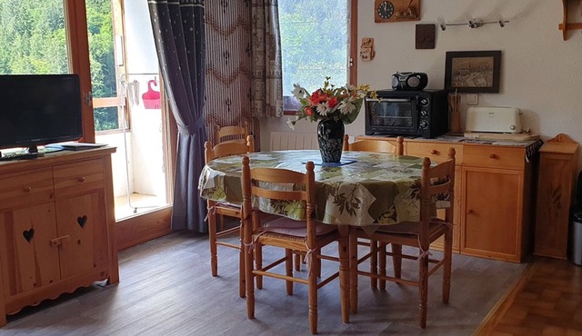 Studio with pool access, Saint-Jean-d'Aulps