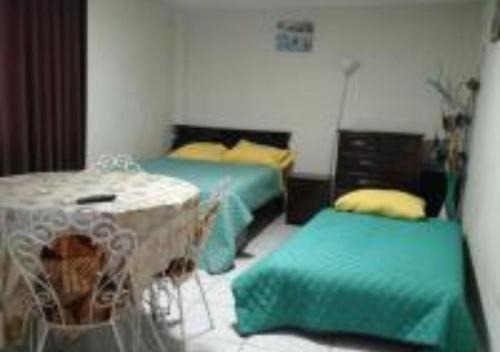 Studio with kitchen and Bathroom Near The Airport