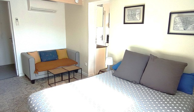 Studio with kitchen, WC/shower and bedroom/living room, 25m2, for 2 people