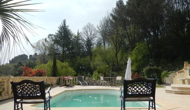 Studio with private pool 5 minutes from the sea