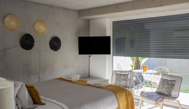 Studio with Private Terrace in the city of Aveiro