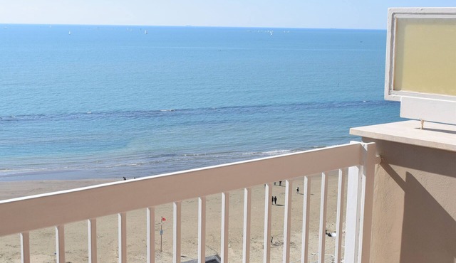 Studio with sea view