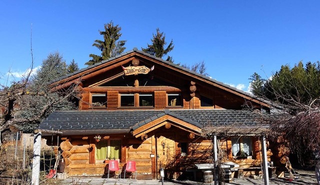 Studio with terrace (7 minutes from Vercorin)
