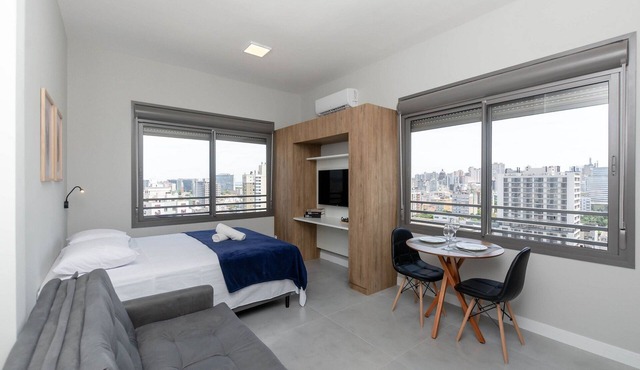 Studio with Views of Redenção Park