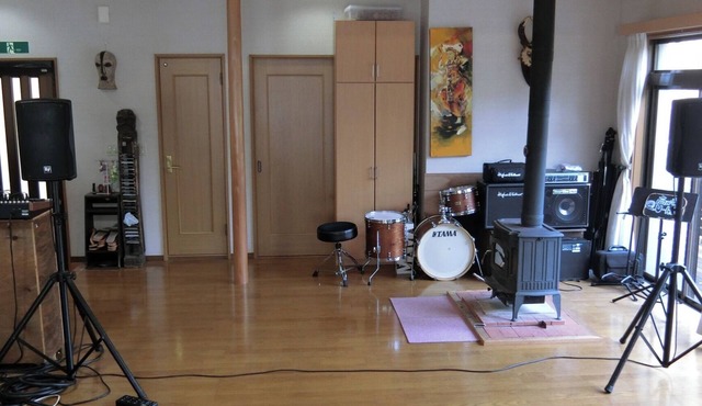 Studio Wooha welcomes pets Its a former music st/Atami Shizuoka
