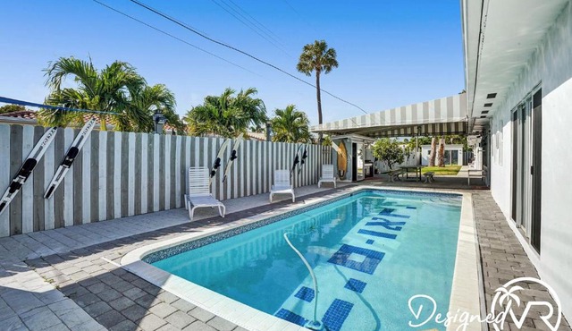 Studio wpool patio