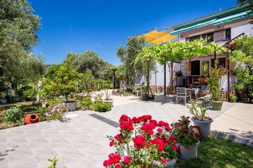Studios Panagiotas House Astris